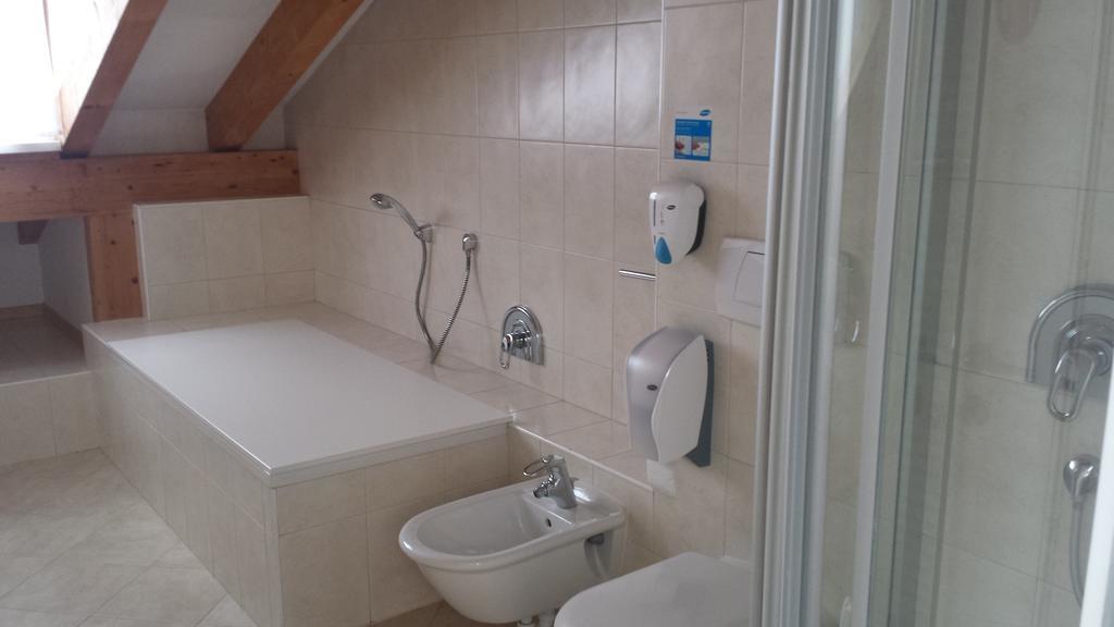 Manzoni Rooms Merano Cameră foto
